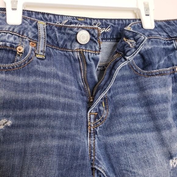 American Eagle Distressed Frayed Hem Cutoff Denim Jean Shorts Women's Size 2 - Picture 7 of 10